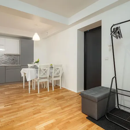 2 Bedroom Family Near Tervise Paradiis * פארנו