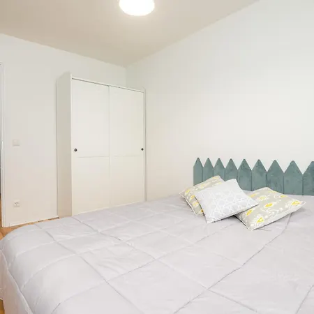 2 Bedroom Family Near Tervise Paradiis *